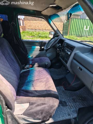 Volkswagen Transporter T4 Long 2.0d MT