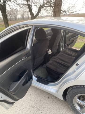 Hyundai Avante VI 1.6 AT