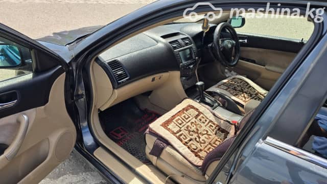 Honda Accord VII 2.0 AT