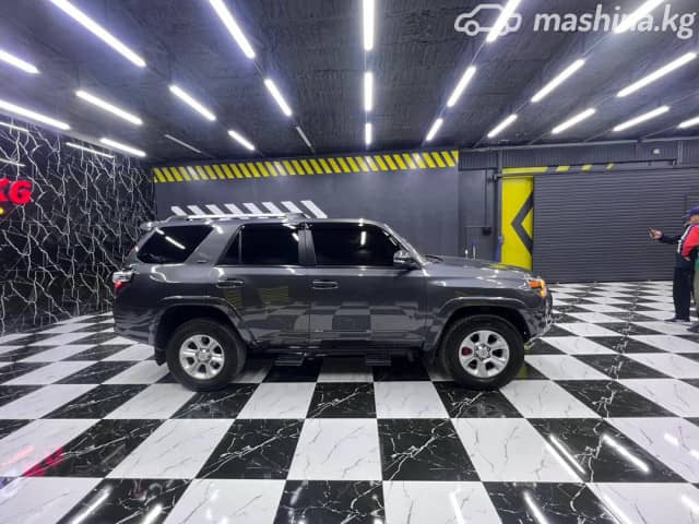 Toyota 4Runner V Рестайлинг 4.0 AT 4WD