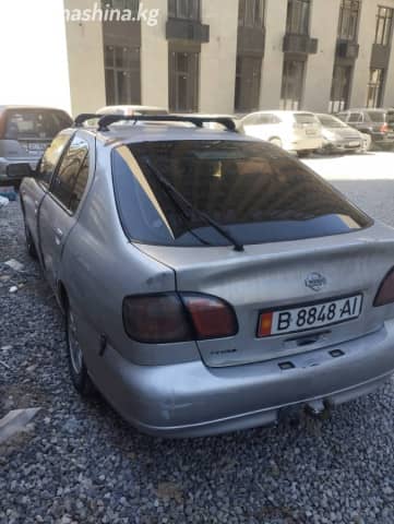 Nissan Primera II (P11) Рестайлинг 2.0 MT