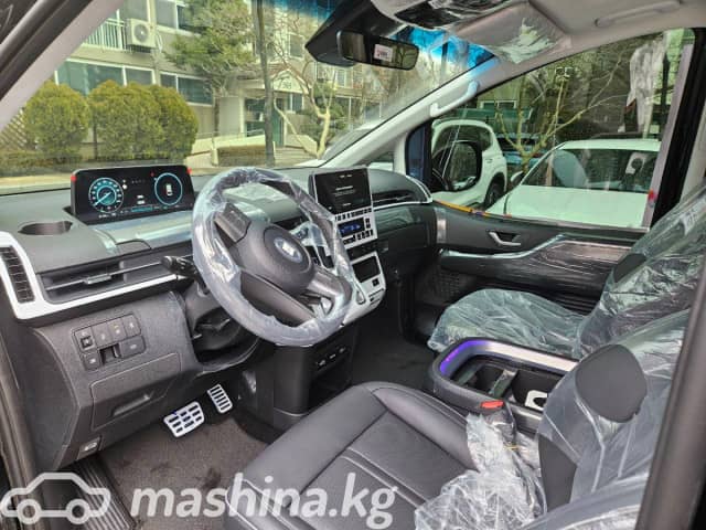 Hyundai Staria 2.2d AT