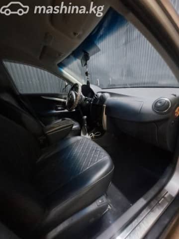 Nissan Almera III (G15) 1.6 MT