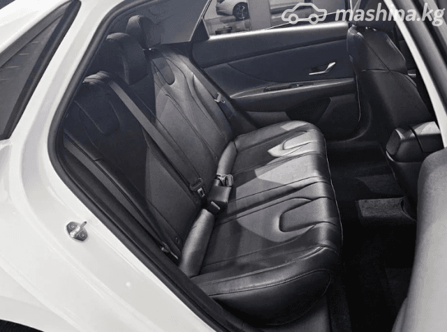 Hyundai Avante VII 1.6 AMT