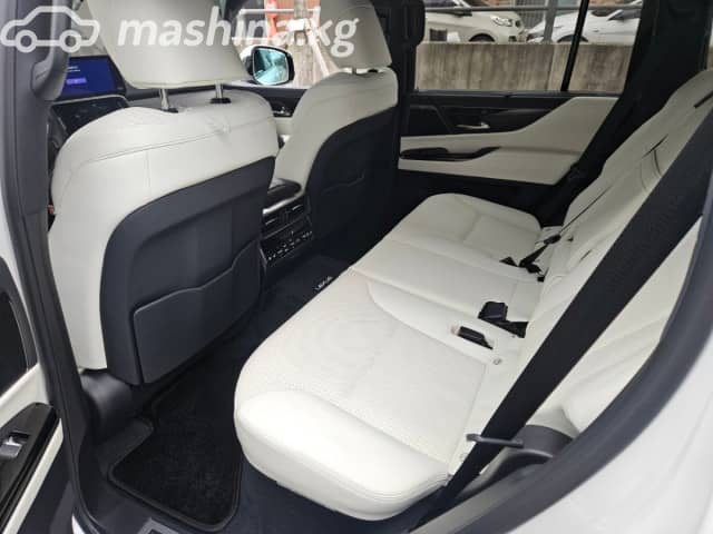Lexus LX IV 700h 3.5hyb AT 4WD