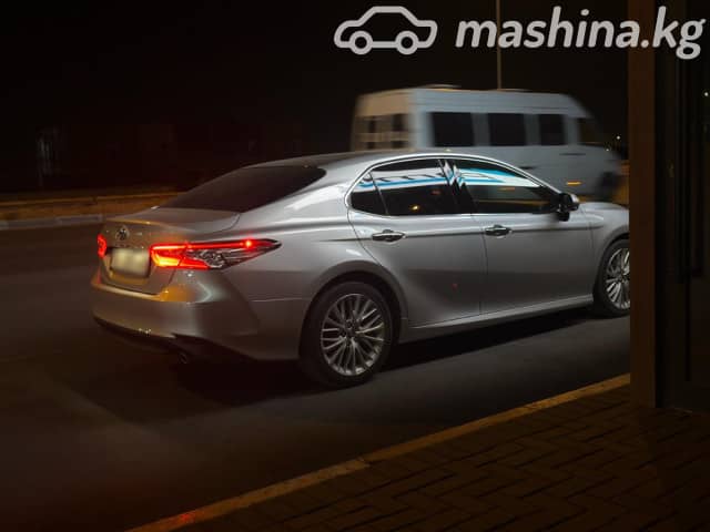Toyota Camry VIII (XV70) 2.5 AT