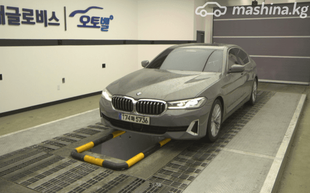 BMW 5 серии VII (G30/G31) Рестайлинг 520i 2.0 AT