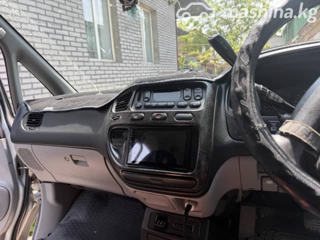 Mitsubishi Delica IV 3.0 AT 4WD