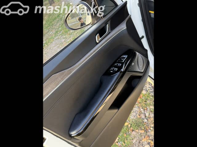 Kia K5 III 2.0 AT