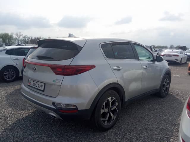 Kia Sportage IV Рестайлинг 2.0d AT