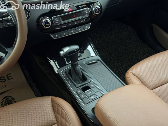 Kia Sorento III Prime Рестайлинг 2.2d AT