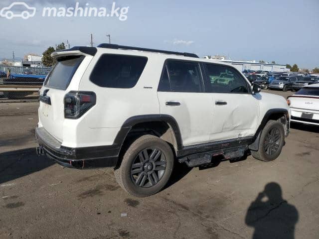 Toyota 4Runner V Рестайлинг 4.0 AT 4WD