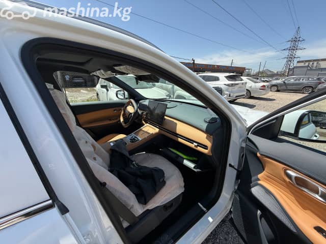 Geely Galaxy Starship 7 8.5 kWh 1.5hyb AT