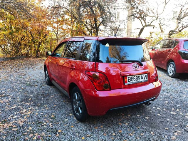 Toyota Ist I 1.3 AT
