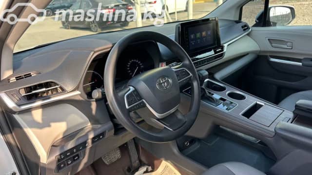 Toyota Sienna IV 2.5hyb AT