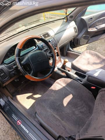 Nissan Maxima IV (A32) 2.0 MT