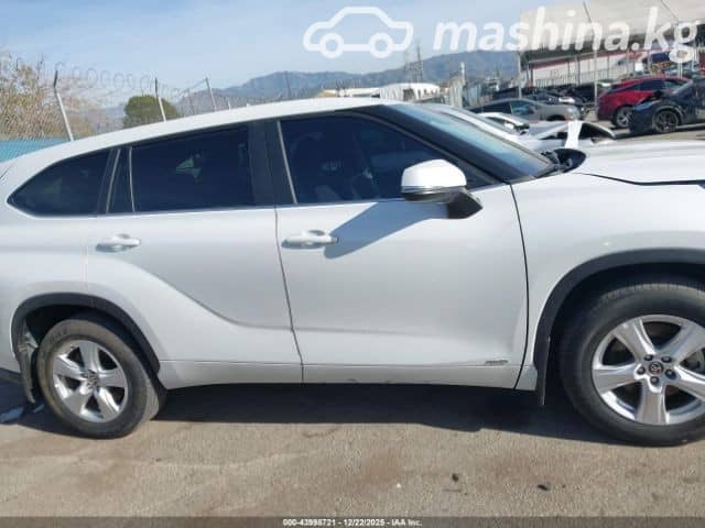 Toyota Highlander IV (U70) 2.5hyb AT 4WD