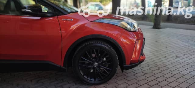 Toyota C-HR I Рестайлинг 2.0hyb CVT