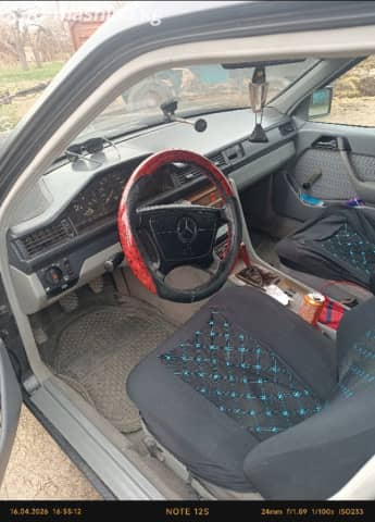 Mercedes-Benz W124 230 2.3 MT