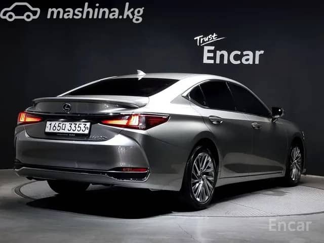 Lexus ES VII Рестайлинг 300h 2.5hyb CVT