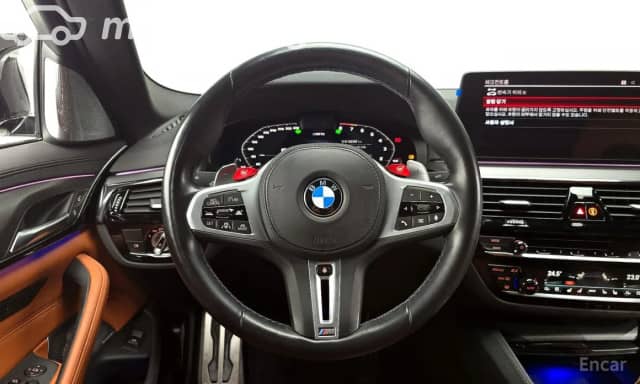 BMW M5 VI (F90) Рестайлинг 4.4 AT 4WD