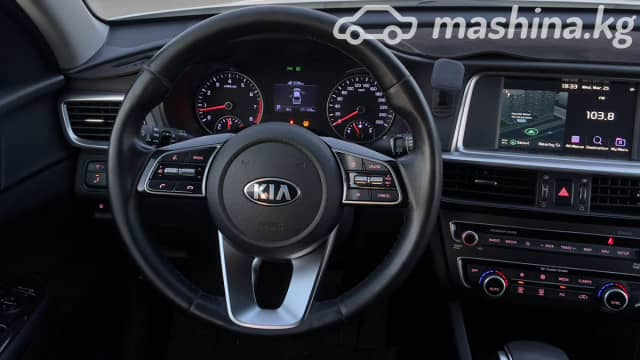 Kia K5 II 2.0 AT