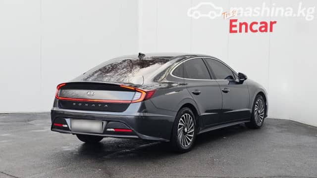 Hyundai Sonata VIII (DN8) 2.0hyb AT