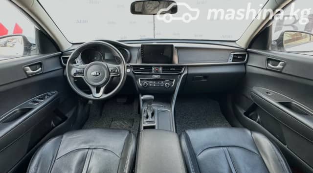 Kia K5 II 2.0 AT