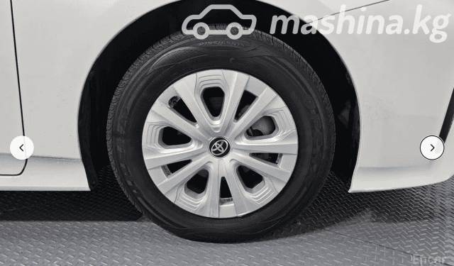 Toyota Prius IV Рестайлинг (XW50) 1.8hyb AT