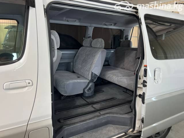 Toyota Regius 3.0d AT 4WD