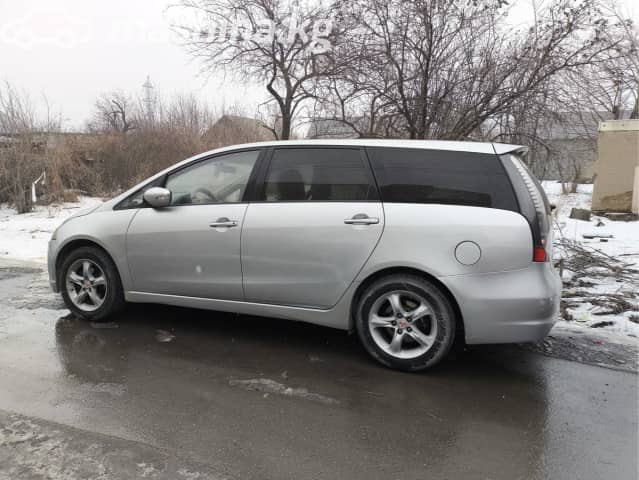 Mitsubishi Grandis 2.4 AT