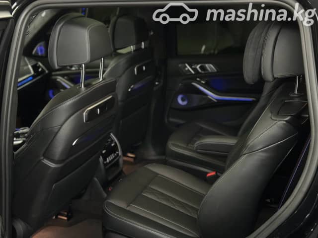 BMW X7 I (G07) Рестайлинг M60i 4.4 AT 4WD
