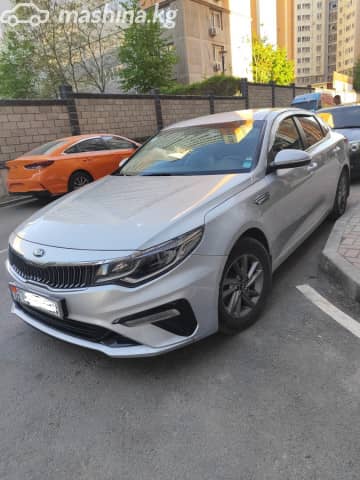 Kia K5 II 2.0 AT