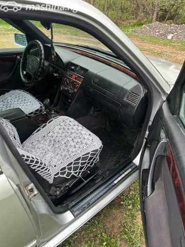Mercedes-Benz C-Класс I (W202) Рестайлинг 200 2.0 MT