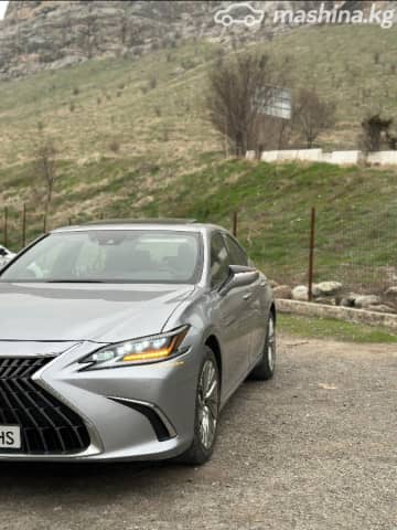 Lexus ES VII Рестайлинг 250 2.5 AT 4WD