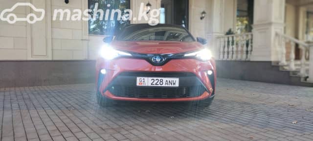 Toyota C-HR I Рестайлинг 2.0hyb CVT