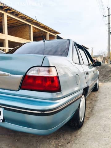 Daewoo Nexia I 1.5 MT