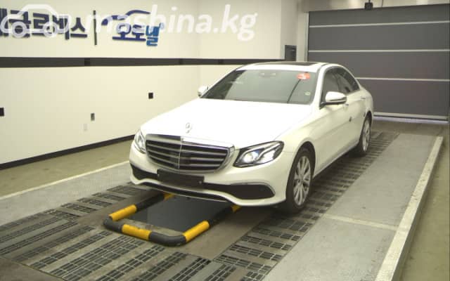 Mercedes-Benz E-Класс V (W213, S213, C238) 300 2.0 AT 4WD