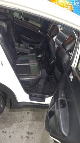 Kia Sportage IV Рестайлинг 1.6d AMT 4WD