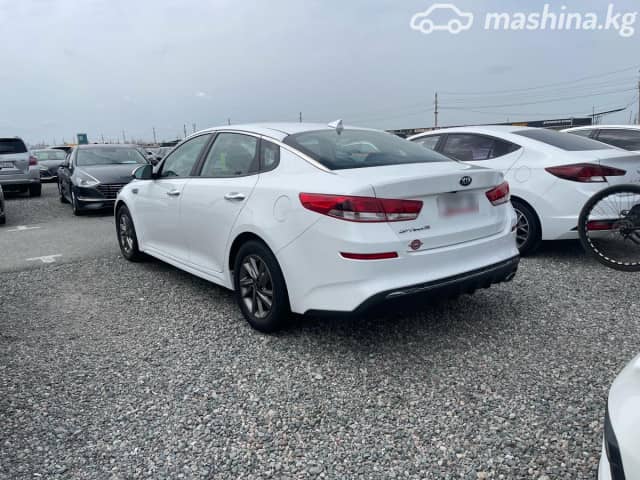Kia K5 II 2.0 AT
