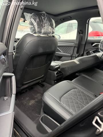Audi Q3 II (F3) 35 TFSI 1.5 AMT