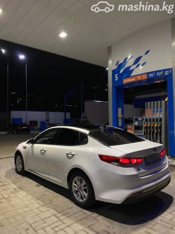 Kia K5 II 2.0 AT