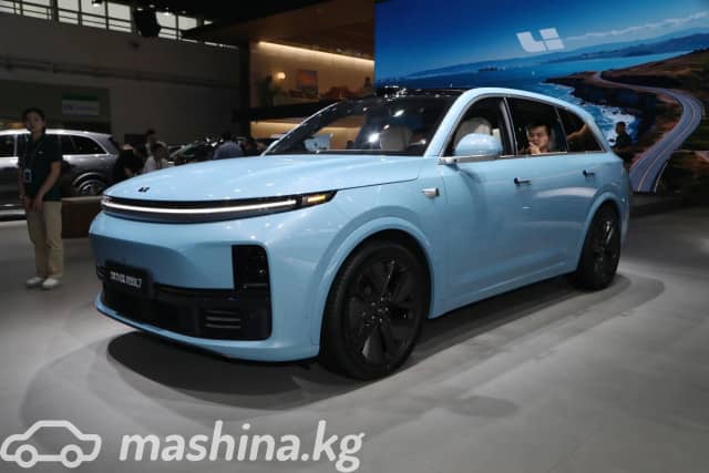 LiXiang L7 Рестайлинг 1.5hyb AT 4WD