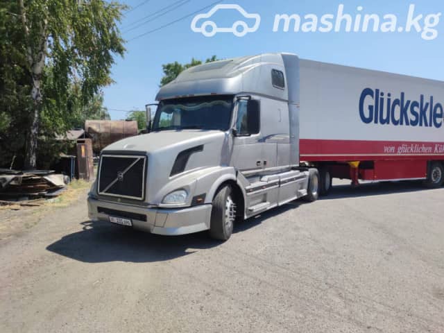 Volvo VNL