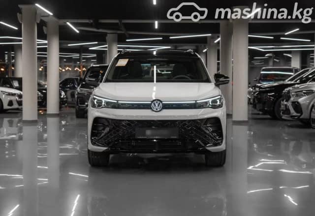 Volkswagen Tiguan III (China Market) 2.0 AMT 4WD