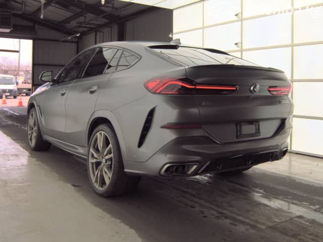 BMW X6 III (G06) M50i 4.4 AT 4WD