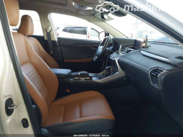 Lexus NX I Рестайлинг 300 2.0 AT