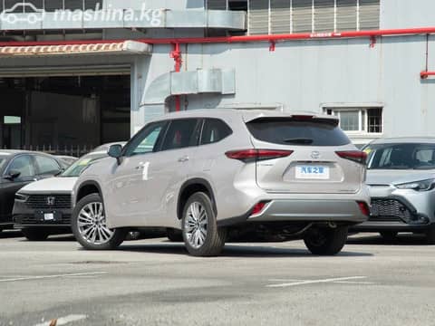 Toyota Grand Highlander 2.4 AT 4WD