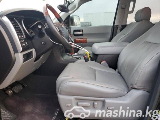 Toyota Sequoia II Рестайлинг 5.7 AT 4WD
