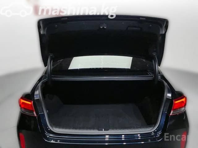 Kia K5 II 2.0 AT